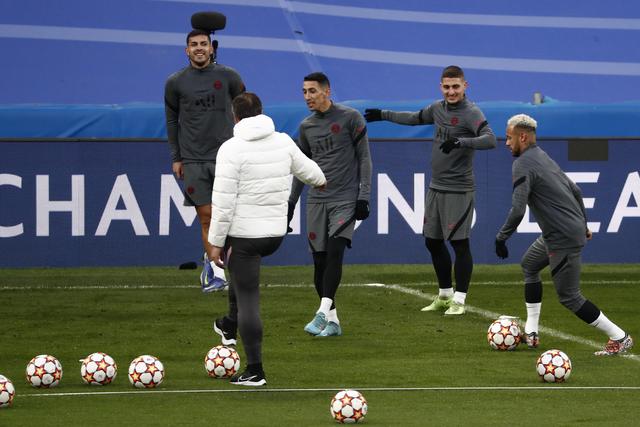 湖人聘请40岁女助教 上赛季发展联盟最佳教练